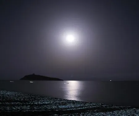 Bella Luna Grisolia